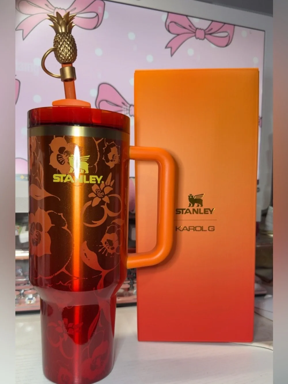 The Stanley 191The Stanley
 Karol G Quencher H2.0 40oz. LIMITED EDITION NEW - Picture 4 of 4